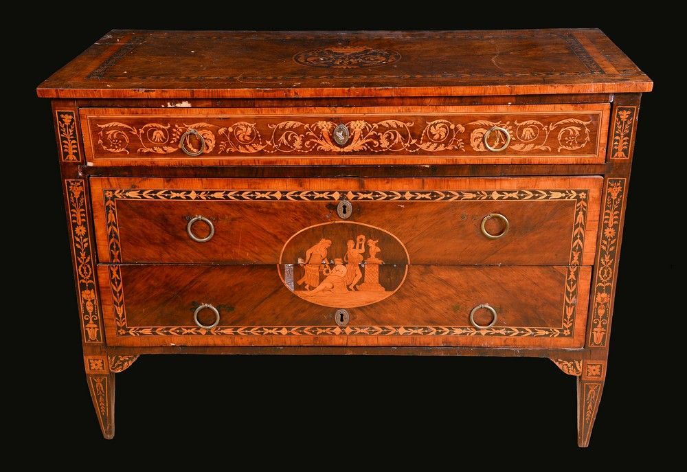 Magnifique commode "Bottega Maggiolini" en bois de palissandre finement incrustée de divers bois. LOMBARDIE XVIIIe siècle.